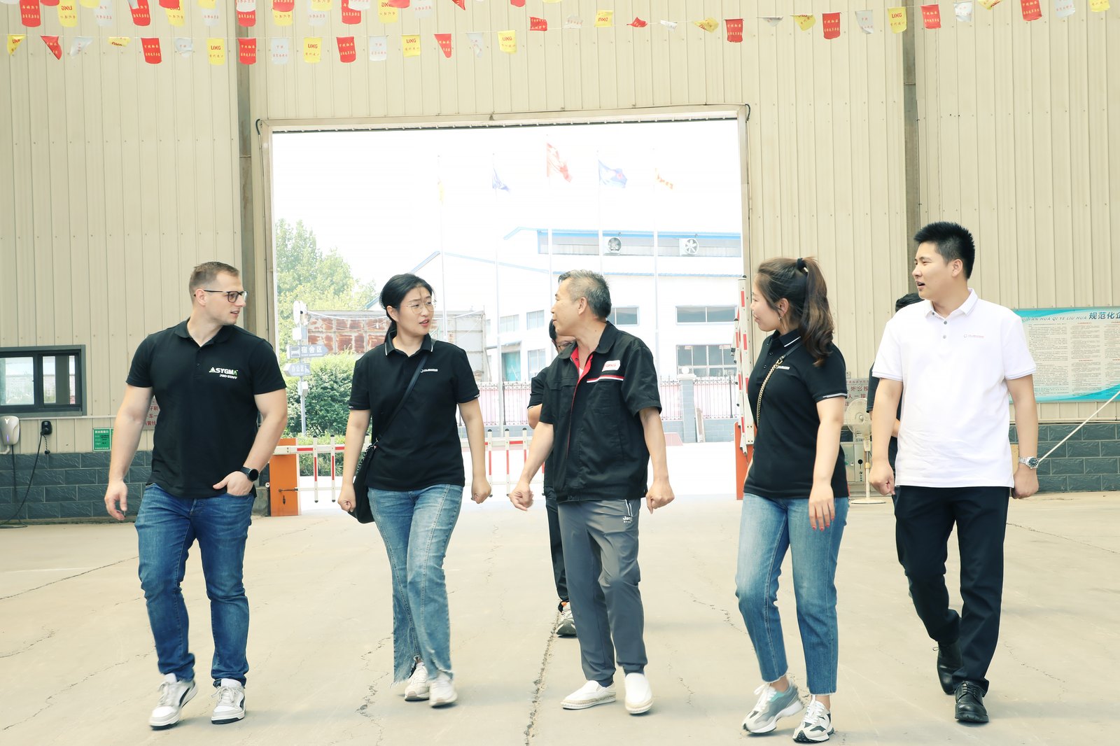 TFL Bearing team and customers visiting the bearing factory workshop